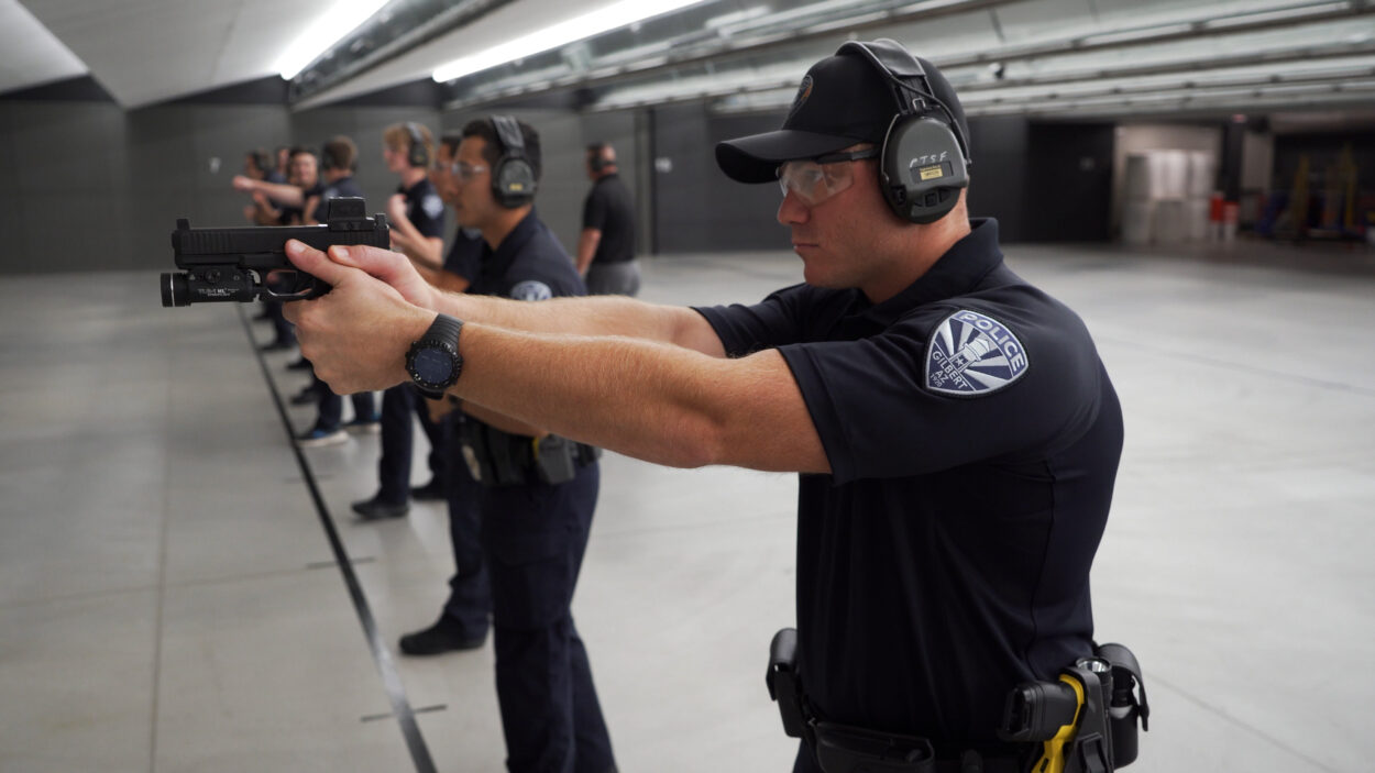 spacing effect in training - police at shooting range